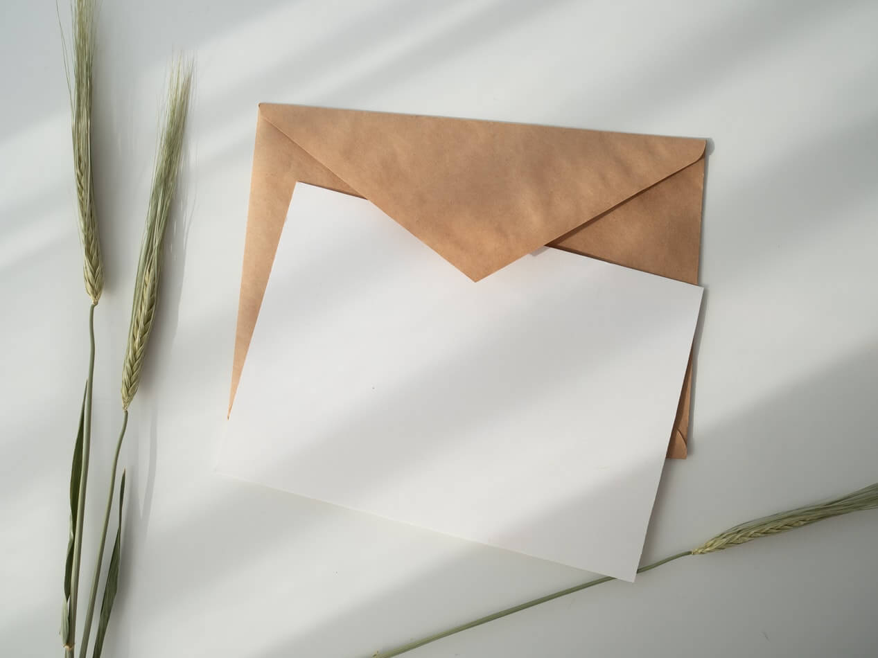 Eine Einladung mit der Post
